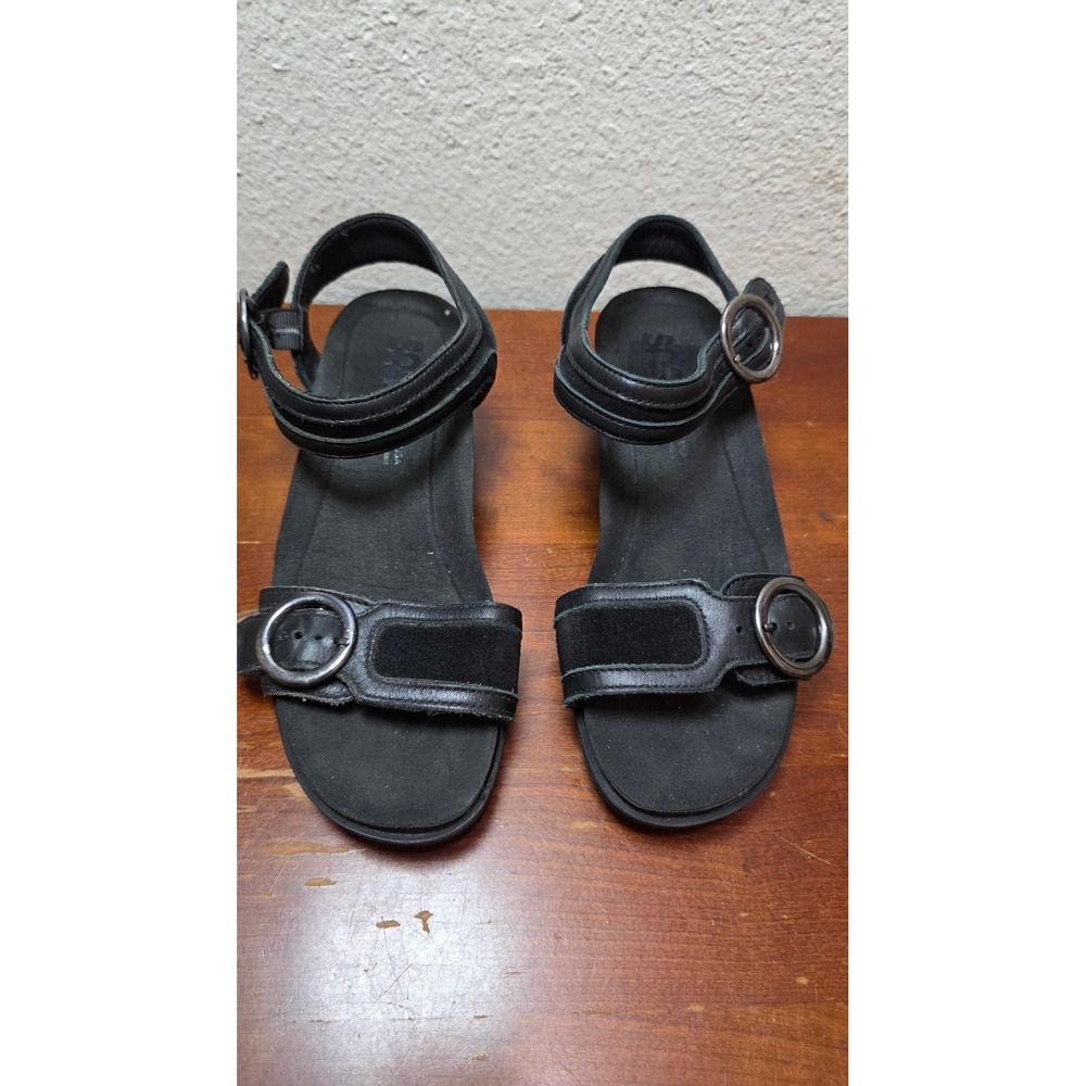 SAS San Antonio Shoemakers Wedge Sandals Womens 7 W Black Leather Buckle 2089626